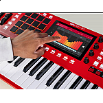 AKAI Professional - MPC KEY 37 Keyboard GrooveBox