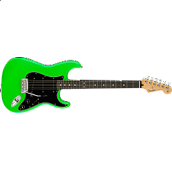 Fender Limited Edition Player Stratocaster®, Ebony Fingerboard, Neon Green