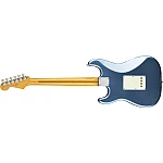 Fender FSR Traditional 50s Strat, Maple Fingerboard, Lake Placid Blue with Ice Blue Metallic Stripes Fender FSR Traditional 50s Strat, Maple Fingerboard, Lake Placid Blue with Ice Blue Metallic Stripes