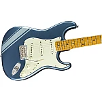 Fender FSR Traditional 50s Strat, Maple Fingerboard, Lake Placid Blue with Ice Blue Metallic Stripes Fender FSR Traditional 50s Strat, Maple Fingerboard, Lake Placid Blue with Ice Blue Metallic Stripes