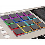 AKAI Professional - MPC KEY 37 G2 Keyboard GrooveBox AKAI Professional - MPC KEY 37 G2 Keyboard GrooveBox