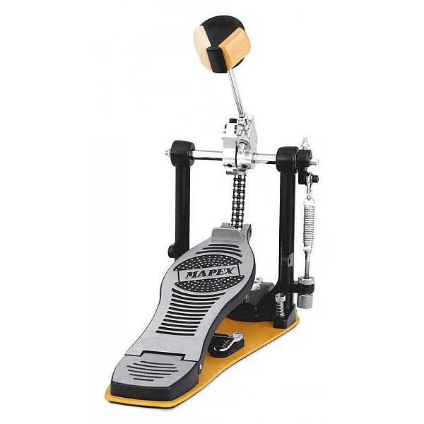 Mapex P750A - pedál na BD s kovovou bázou a tri-tonal kladivom